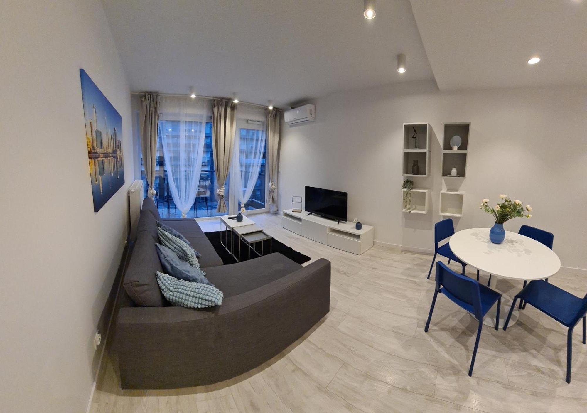 Apartamenty Homely Place Centrum Познан Стая снимка